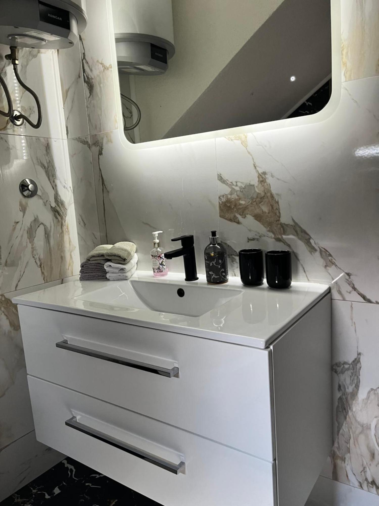 Guest House Eden Бихач Экстерьер фото
